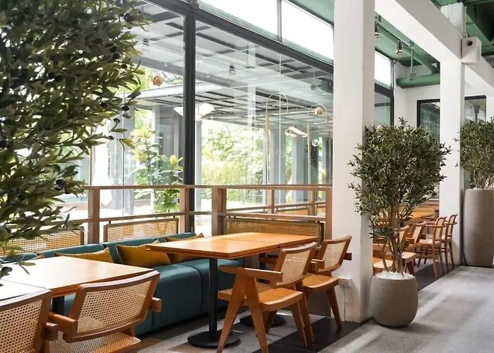 Scene Bangkoknoi Hotel